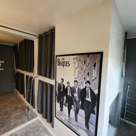Vila Rock Hostel - Proximo Allianz Parque, Vila Madalena, Av Paulista, Hospital Das Clinicas Incor Fmusp São Paulo Eksteriør bilde